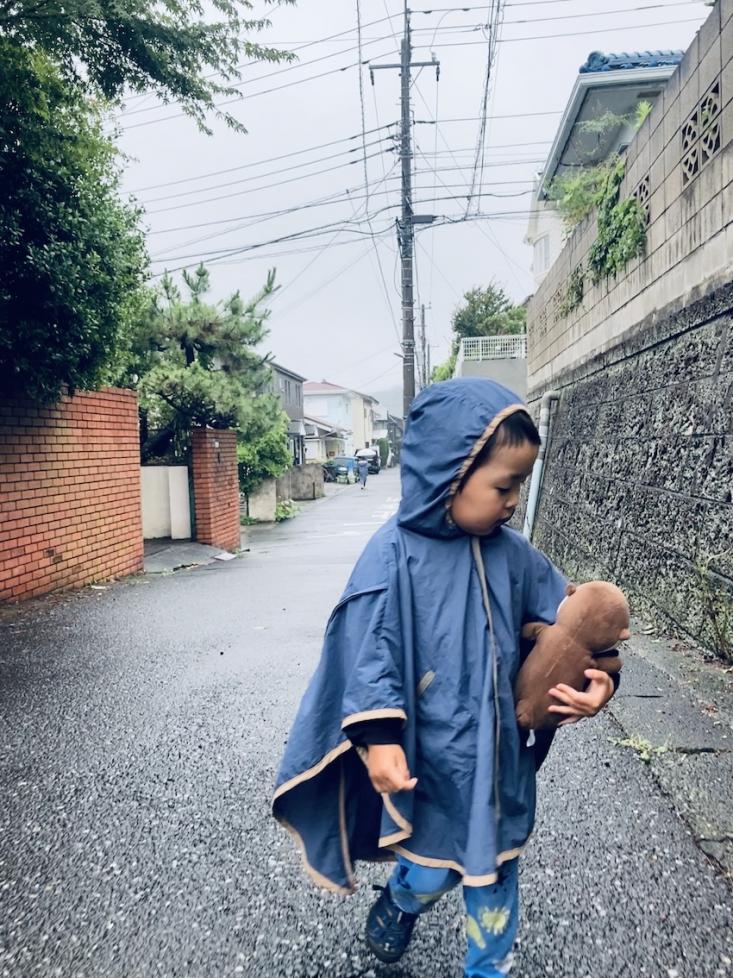 雨を、纏う。