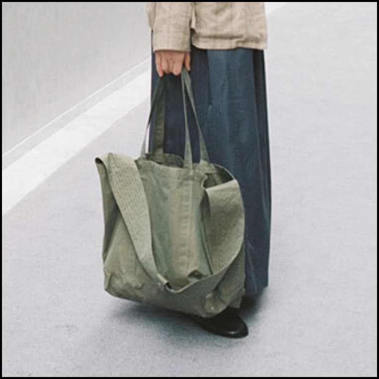 CONTAINER TOTE BAG L # MOSS